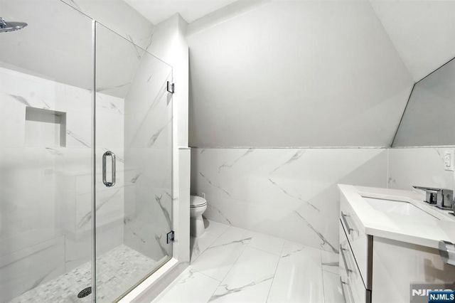 108 Lafayette Ave, Passaic, NJ 07055