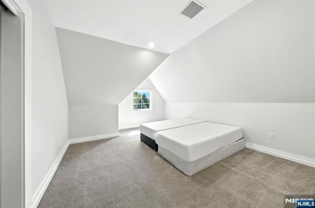 108 Lafayette Ave, Passaic, NJ 07055