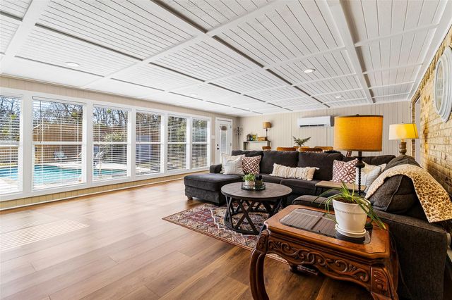 431 Ridgewood Drive, Shepherd, TX 77371