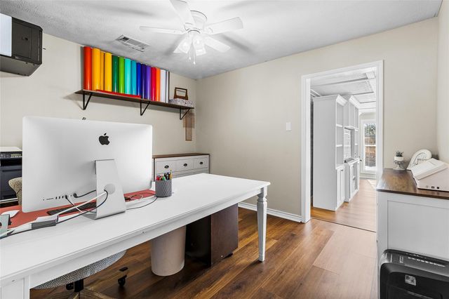 431 Ridgewood Drive, Shepherd, TX 77371