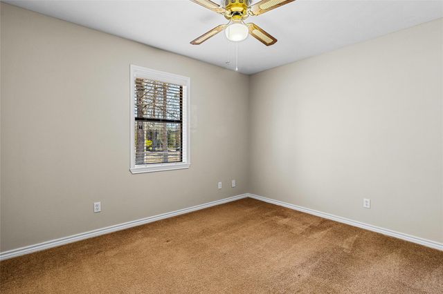 431 Ridgewood Drive, Shepherd, TX 77371