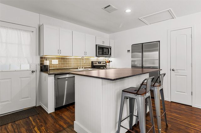 431 Ridgewood Drive, Shepherd, TX 77371