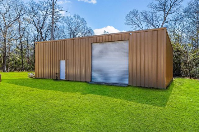 431 Ridgewood Drive, Shepherd, TX 77371