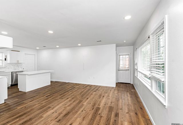 3548 Fairwoods Dr, Baton Rouge, LA 70805