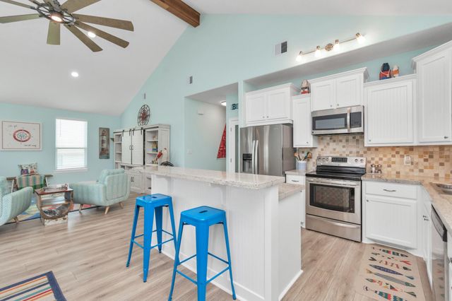 4019 Ector Drive, Galveston, TX 77554