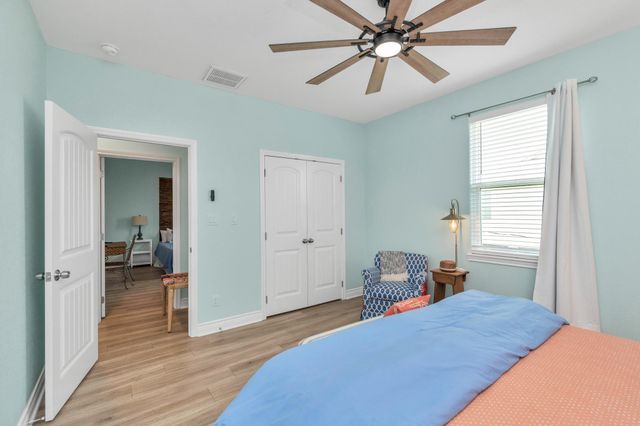 4019 Ector Drive, Galveston, TX 77554