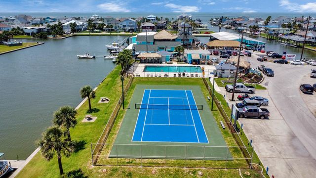 4019 Ector Drive, Galveston, TX 77554