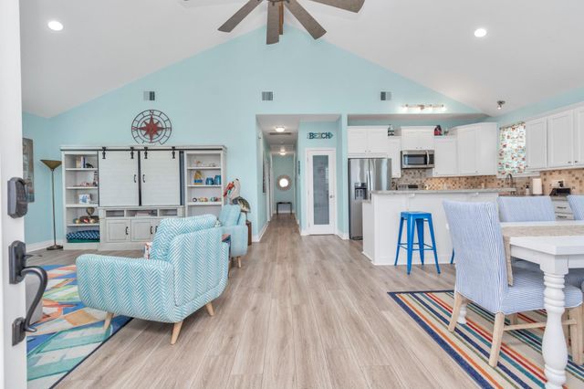 4019 Ector Drive, Galveston, TX 77554