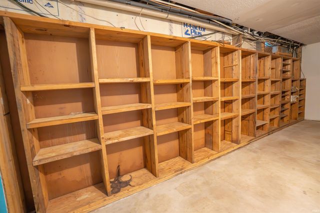 0815 W Toto Road, North Judson, IN 46366