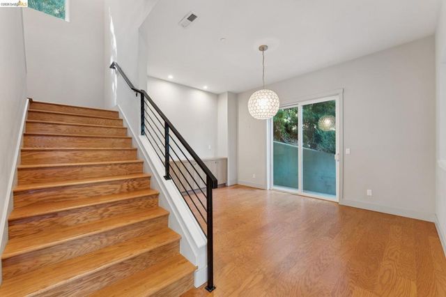5917 Balboa, Oakland, CA 94611