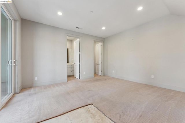 5917 Balboa, Oakland, CA 94611