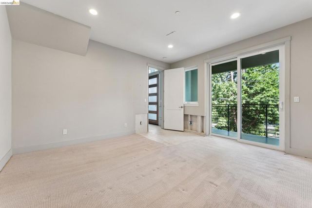 5917 Balboa, Oakland, CA 94611