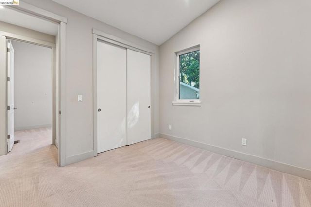 5917 Balboa, Oakland, CA 94611