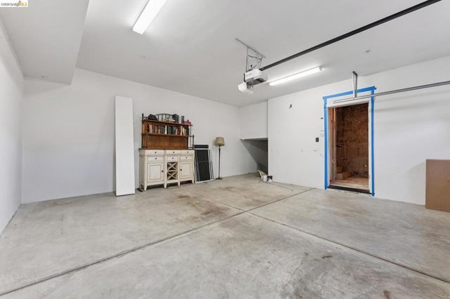 5917 Balboa, Oakland, CA 94611