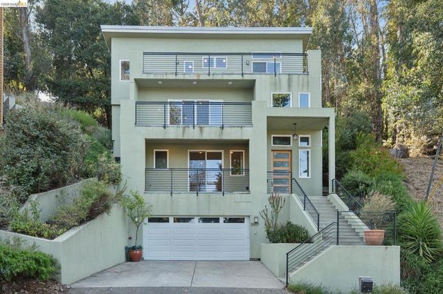 5917 Balboa, Oakland, CA 94611