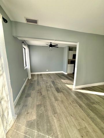 4000 Bayside Drive 110, Palatine, IL 60074