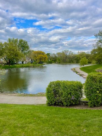 110 Bent Creek Court, Palatine, IL 60067
