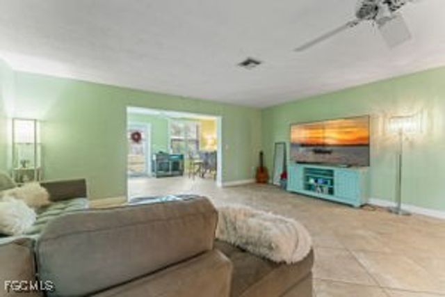 5559 Boynton LN, Fort Myers, FL 33919