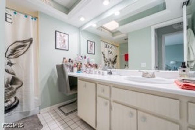 5559 Boynton LN, Fort Myers, FL 33919