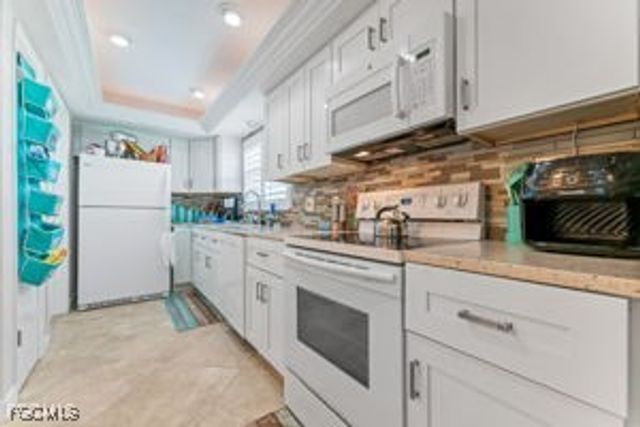 5559 Boynton LN, Fort Myers, FL 33919