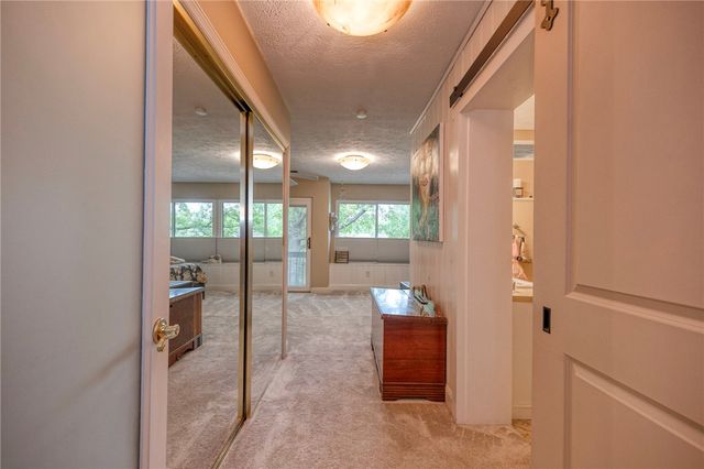 1523 Merion Ln, Oakmont, PA 15139