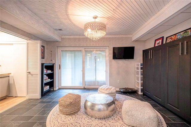 1523 Merion Ln, Oakmont, PA 15139