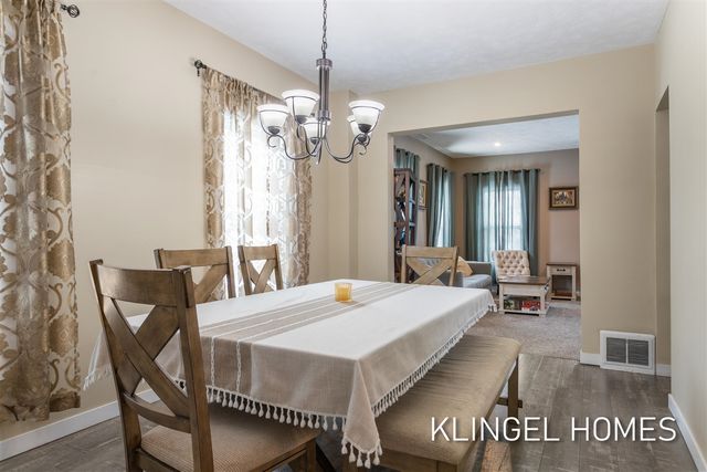 326 South Street, Spring Lake, MI 49456