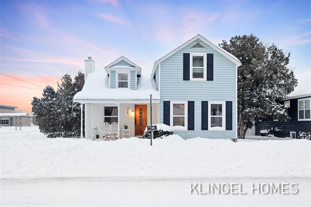 326 South Street, Spring Lake, MI 49456