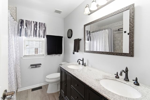 181 Glenwood Ave, Burlington Twp., NJ 08016