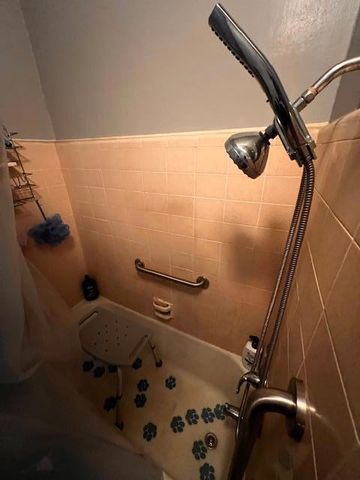 7 Midway Avenue, Salinas, CA 93905