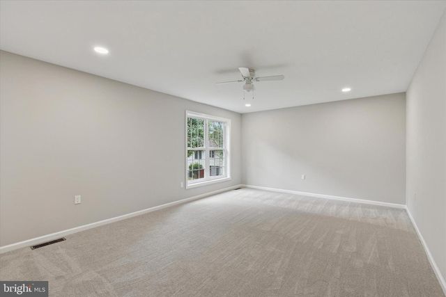 8778 DUVEEN DR, Wyndmoor, PA 19038