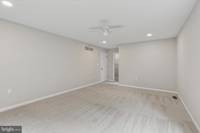 8778 DUVEEN DR, Wyndmoor, PA 19038