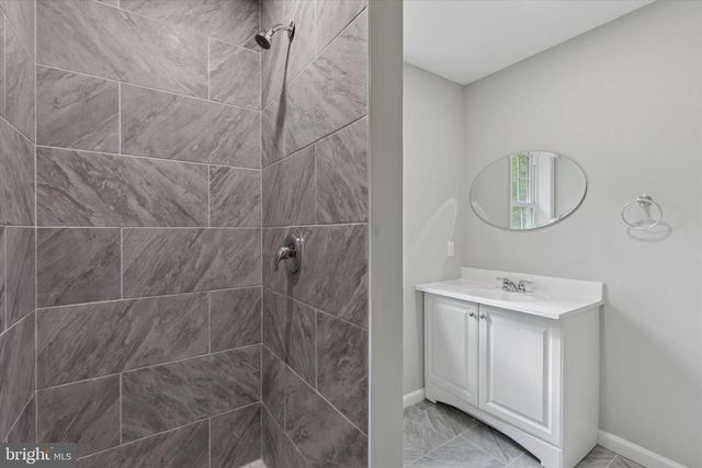 8778 DUVEEN DR, Wyndmoor, PA 19038