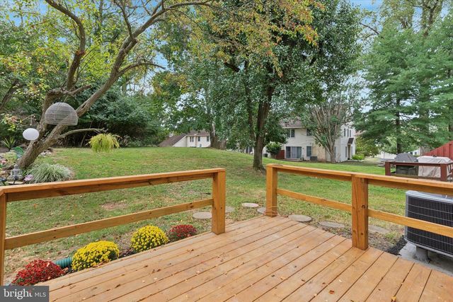 8778 DUVEEN DR, Wyndmoor, PA 19038