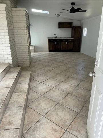 44446 Loneoak, Lancaster, CA 93534