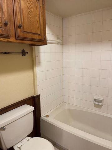 9120 Knottingham, Midwest City, OK 73130