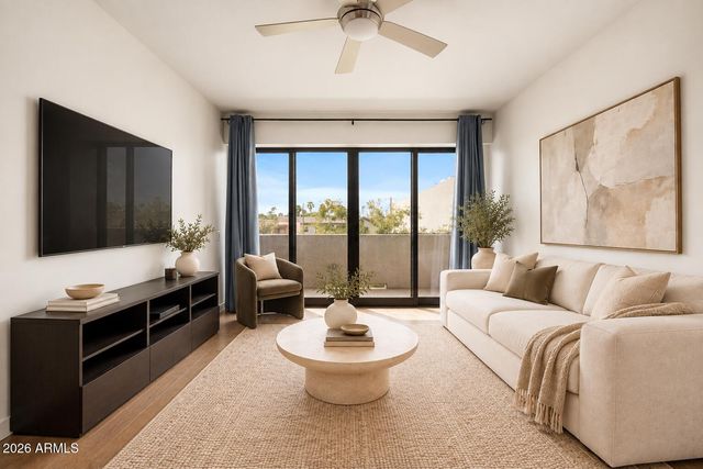 2300 E CAMPBELL Avenue 230, Phoenix, AZ 85016
