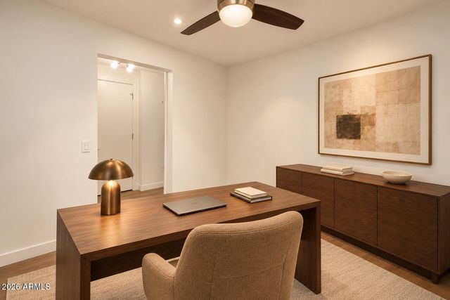 2300 E CAMPBELL Avenue 230, Phoenix, AZ 85016