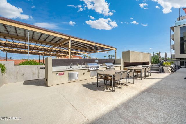 2300 E CAMPBELL Avenue 230, Phoenix, AZ 85016