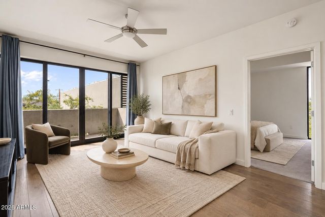 2300 E CAMPBELL Avenue 230, Phoenix, AZ 85016