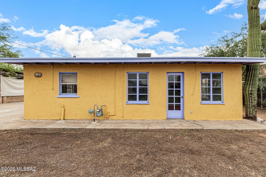 541 W Pelaar Drive, Tucson, AZ 85705
