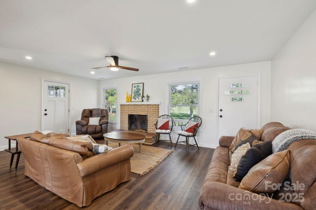 1450 Cane Creek Road, Fletcher, NC 28732