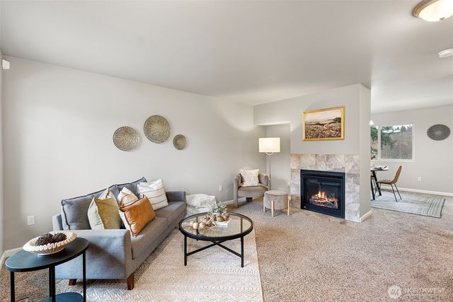 256 NE Tronson Circle, Bremerton, WA 98311