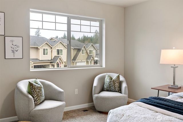 256 NE Tronson Circle, Bremerton, WA 98311