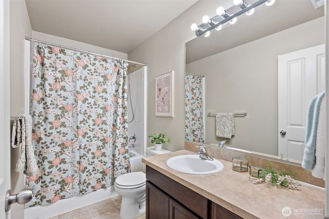 256 NE Tronson Circle, Bremerton, WA 98311