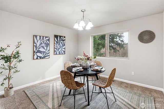 256 NE Tronson Circle, Bremerton, WA 98311