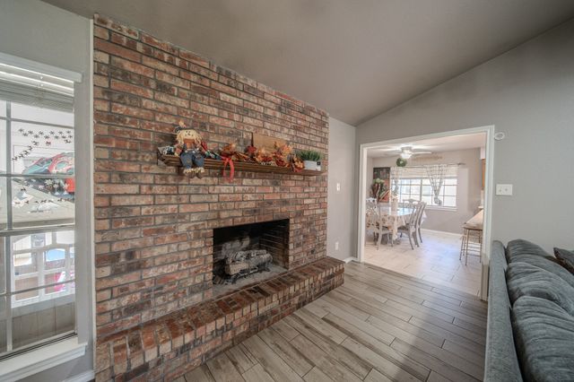 614 Athenia Way, Duncanville, TX 75137