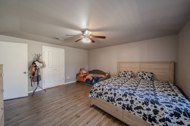 614 Athenia Way, Duncanville, TX 75137