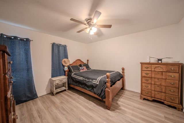 614 Athenia Way, Duncanville, TX 75137