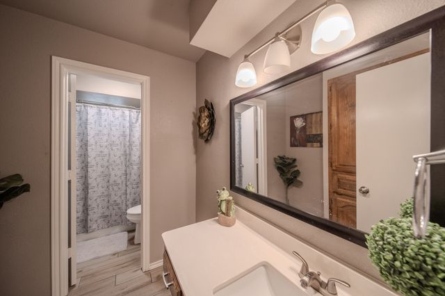 614 Athenia Way, Duncanville, TX 75137